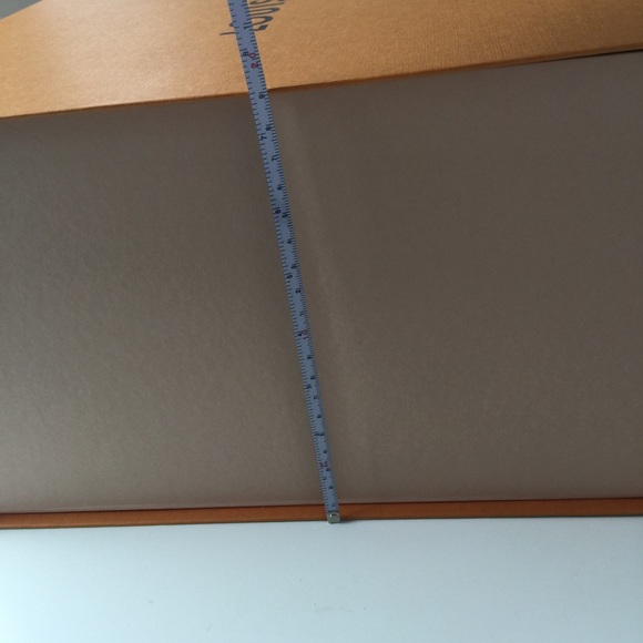 Louis Vuitton Box - Picture 3 of 3